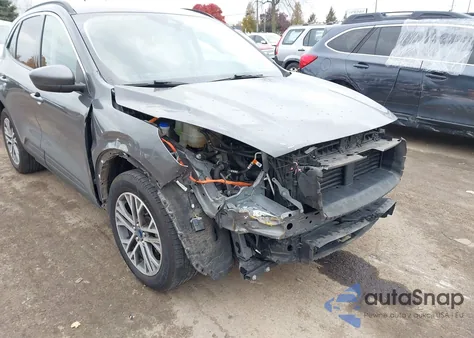 2021 Ford Escape Sel Hybrid z USA, uszkodzony, nr VIN 1FMCU9CZ3MUB24242